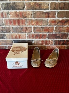 Cherokee Felix Summer Taupe Flats Women’s Size:7 1/2
